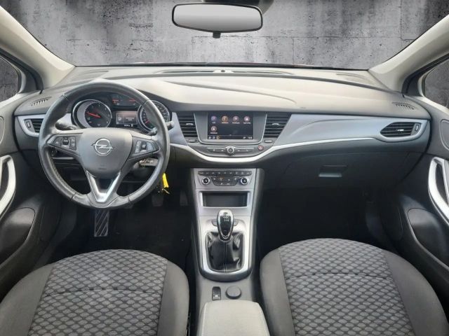 Opel Astra Sports Tourer