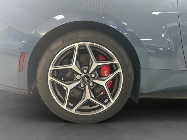 Ford Mustang Fastback GT 5.0 V8