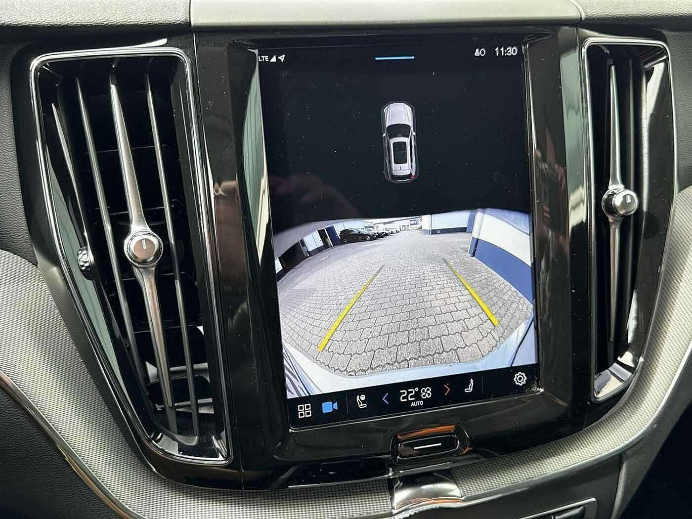 Volvo XC60 Dark Plus