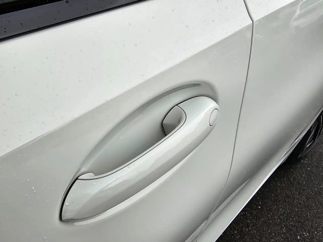 BMW 330 330e M-Sport Touring