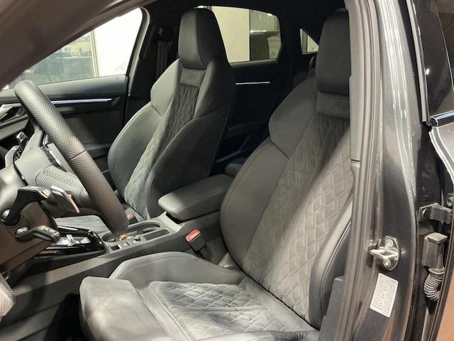 Audi RS3 Quattro S-Tronic Sedan