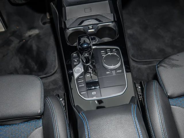 BMW 118 118i M-Sport Sedan