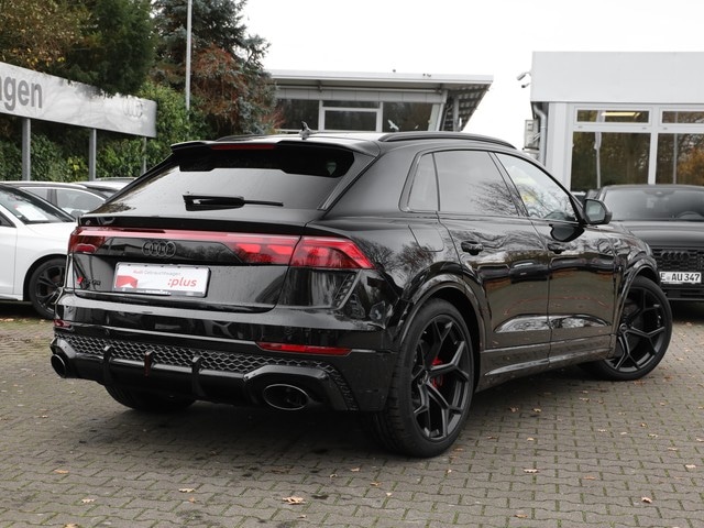 Audi RS Q8 Performance Quattro