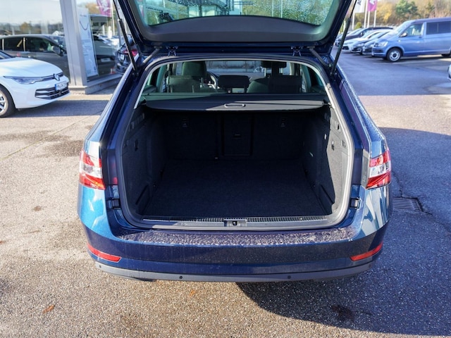 Skoda Superb 2.0 TDI Ambition Combi