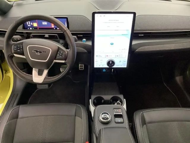 Ford Mustang Mach-E AWD GT