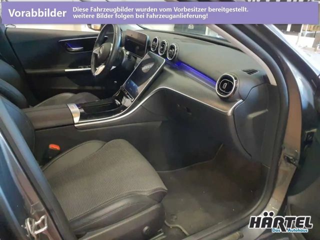 Mercedes-Benz C 200 AVANTGARDE Sedan