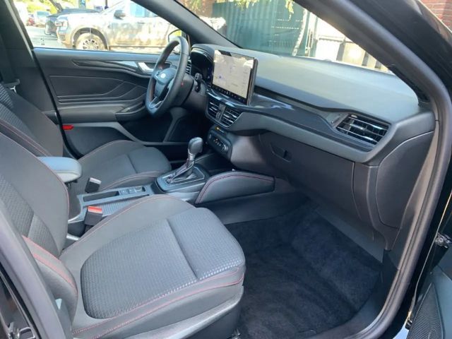 Ford Focus EcoBoost ST Line