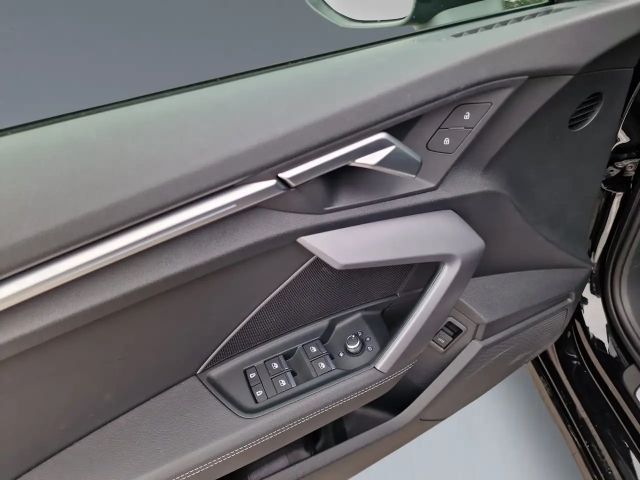 Audi A3 35 TFSI S-Line Sedan Sportback