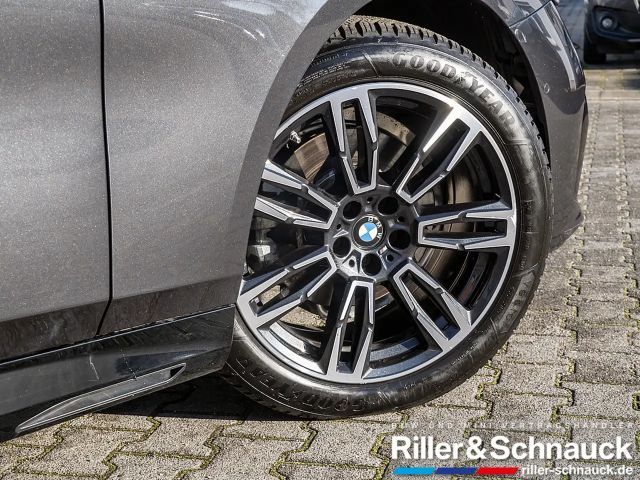 BMW 520 520i M-Sport Sedan