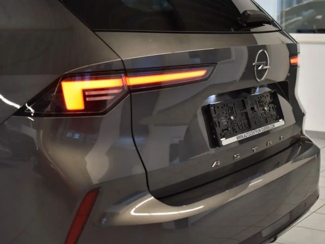 Opel Astra Elegance Sports Tourer