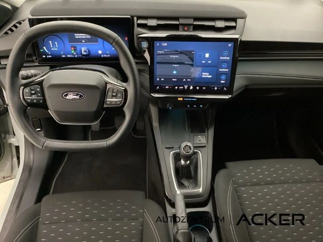 Ford Puma EcoBoost Titanium