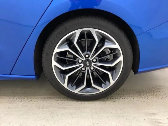 Ford Focus ST Line Wagon