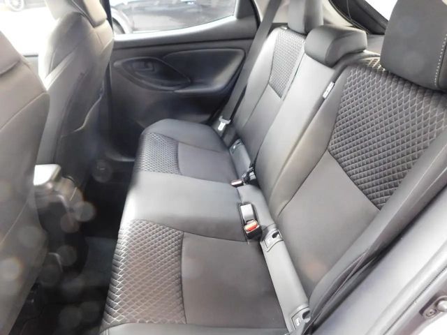 Mazda 2 Hybrid 1.5L VVT-i  Select   LED/PDC/DRCC/SHZ/Kamer