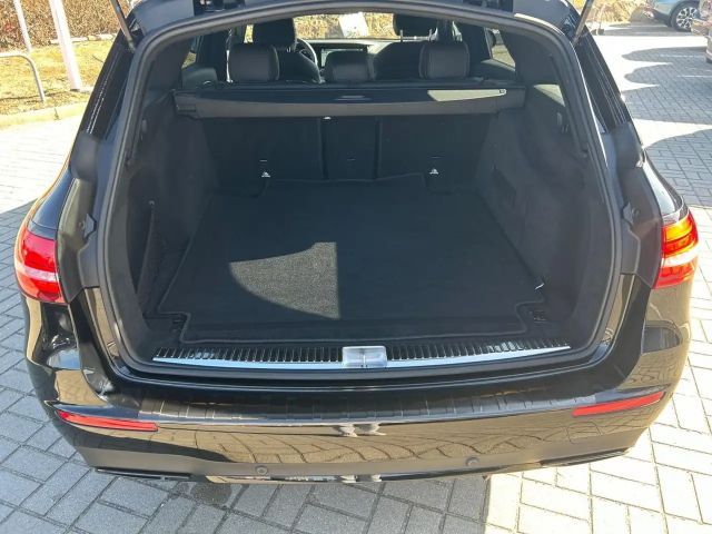 Mercedes-Benz E 220 AMG Line E 220 d Estate