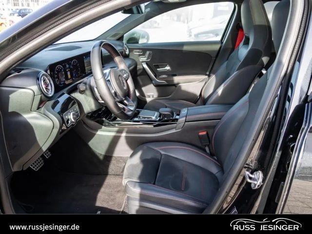 Mercedes-Benz A 35 AMG 4MATIC AMG Line