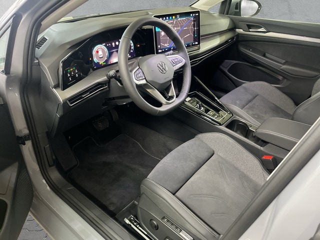 Volkswagen Golf 1.5 eTSI DSG Golf VIII Style