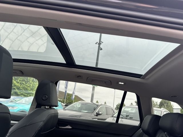 Volkswagen Golf 1.5 eTSI DSG Style Variant