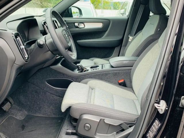 Volvo XC40 B3 B Aut. Navi 360° PILOT BLIS ACC PIXEL