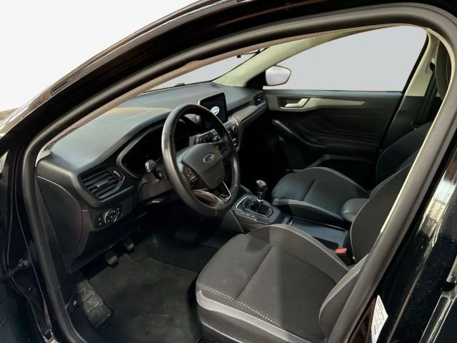 Ford Focus Cool & Connect EcoBoost Wagon