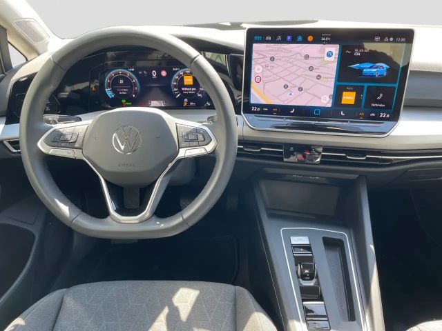 Volkswagen Golf 1.5 eTSI DSG Golf VIII Life