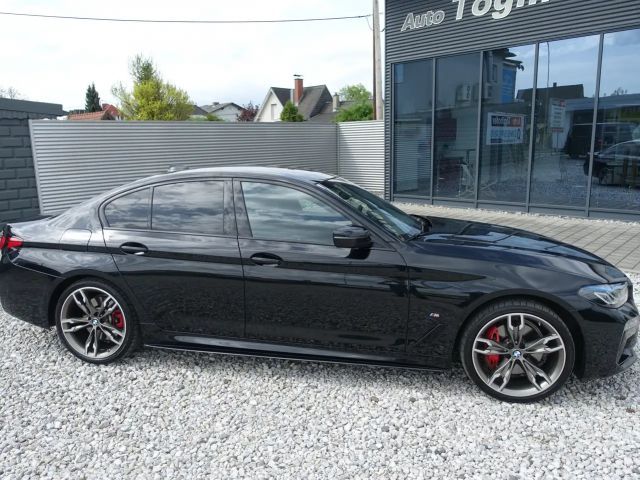 BMW 530 530e M-Sport Sedan xDrive