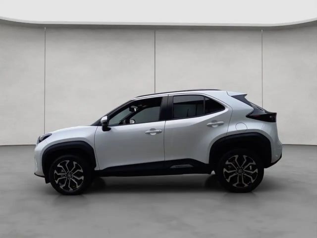 Toyota Yaris Cross Teamplayer,Safety-Paket,Winter-Paket