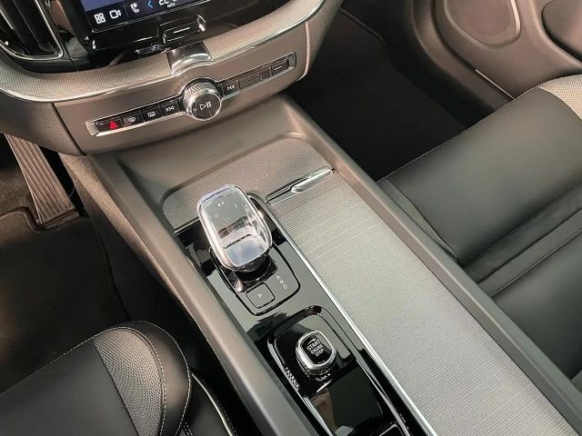 Volvo XC60 AWD Dark T6 Ultra