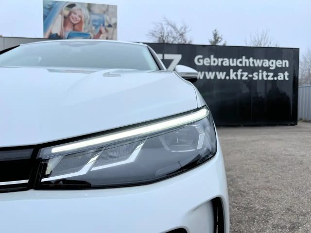 Volkswagen Passat ACT Business DSG Variant
