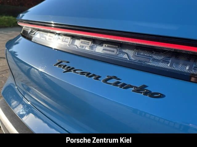 Porsche Taycan Cross Turismo Turbo