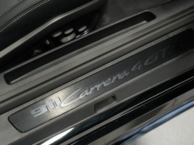 Porsche 911 4 Cabrio Carrera GTS