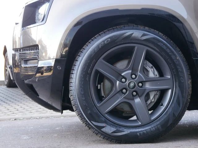 Land Rover Defender 110 Dynamic