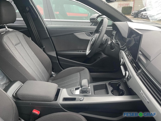 Audi A4 40 TDI Quattro S-Tronic Sedan