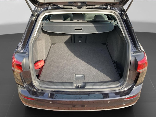 Volkswagen Golf 2.0 TDI DSG Style Variant