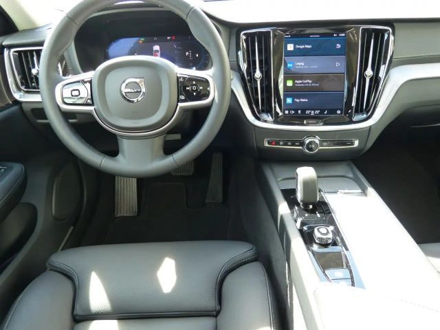 Volvo V60 Cross Country AWD Ultimate