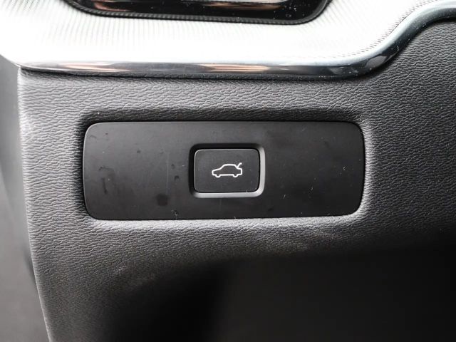 Volvo XC60 Dark Plus