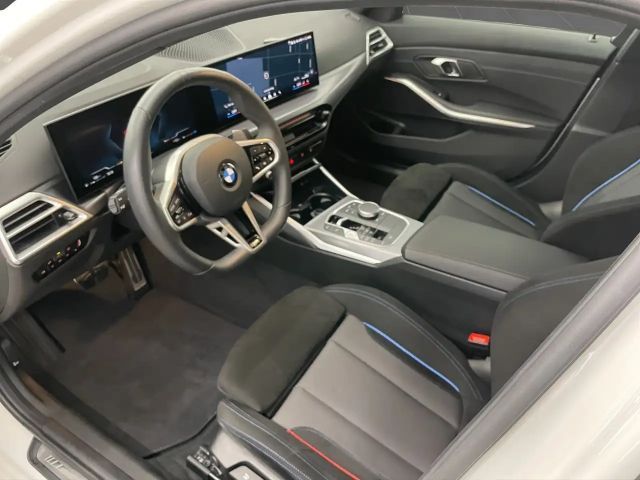 BMW 318 318d M-Sport Sedan