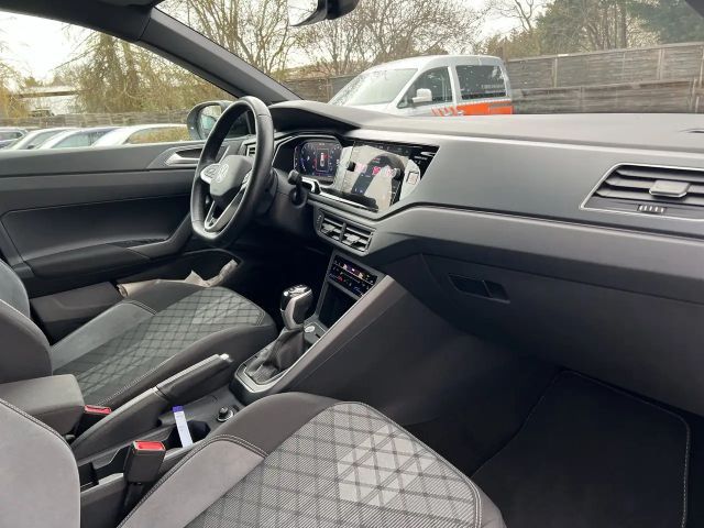 Volkswagen Taigo 1.5 TSI DSG R-Line Style