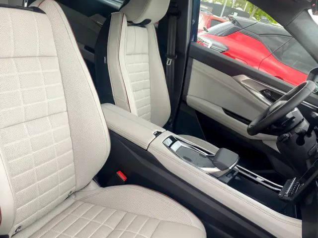 Renault Espace E-Tech Hybrid Iconic