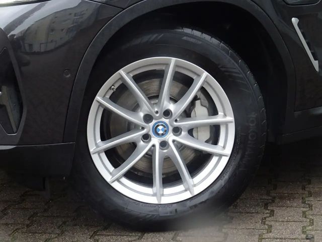 BMW X3 xDrive30e