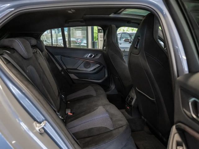 BMW 135 135i Sedan xDrive