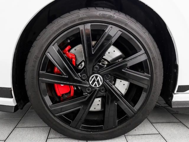 Volkswagen Golf DSG GTI Style