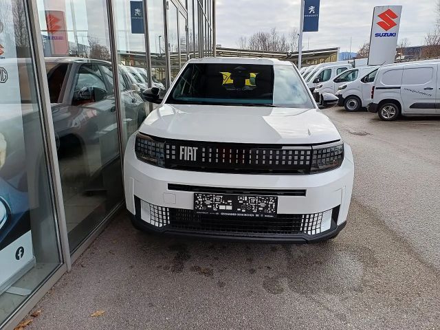 Fiat Grande Panda Hybrid mHEV 110 6-Gang eDCT Icon