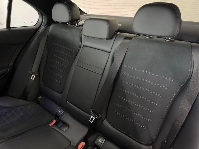 Mercedes-Benz C 300 AMG Line Sedan