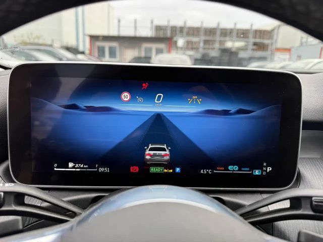 Mercedes-Benz C 200 Sedan