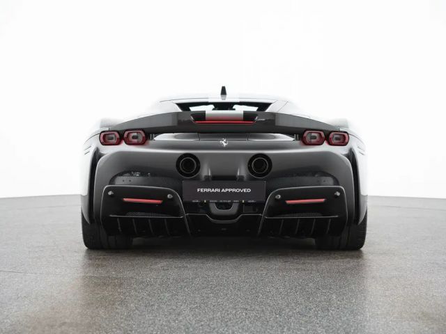 Ferrari SF90 Stradale