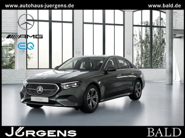 Mercedes-Benz E 200 AVANTGARDE Sedan