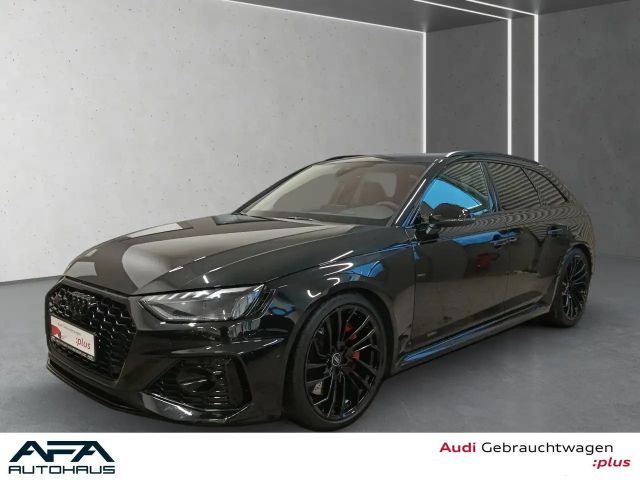 Audi RS4 Avant Quattro