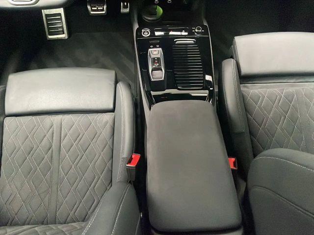 Audi Q6 e-tron Performance