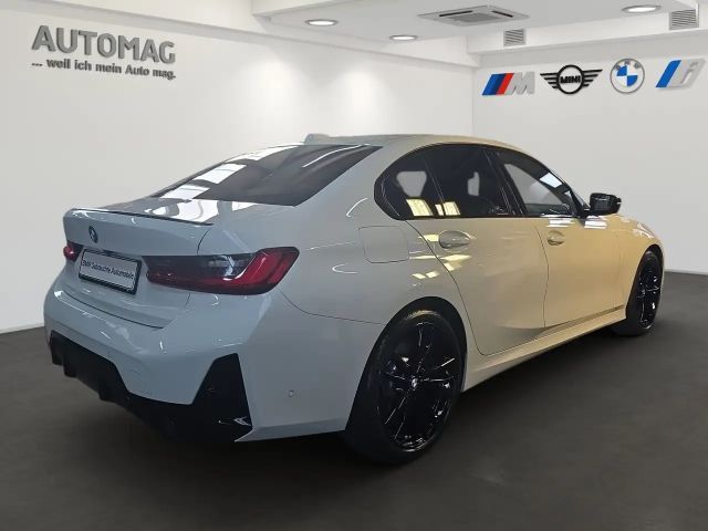 BMW 330 330i M-Sport Sedan xDrive