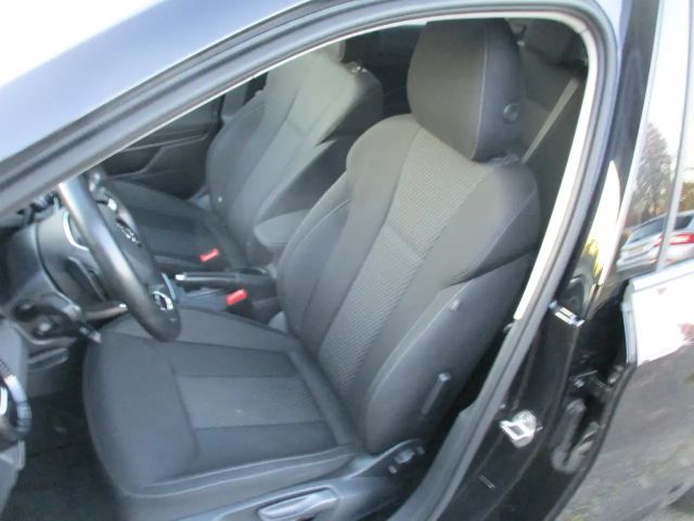 Skoda Fabia Automatik / Klima / Sitzheizung . . .